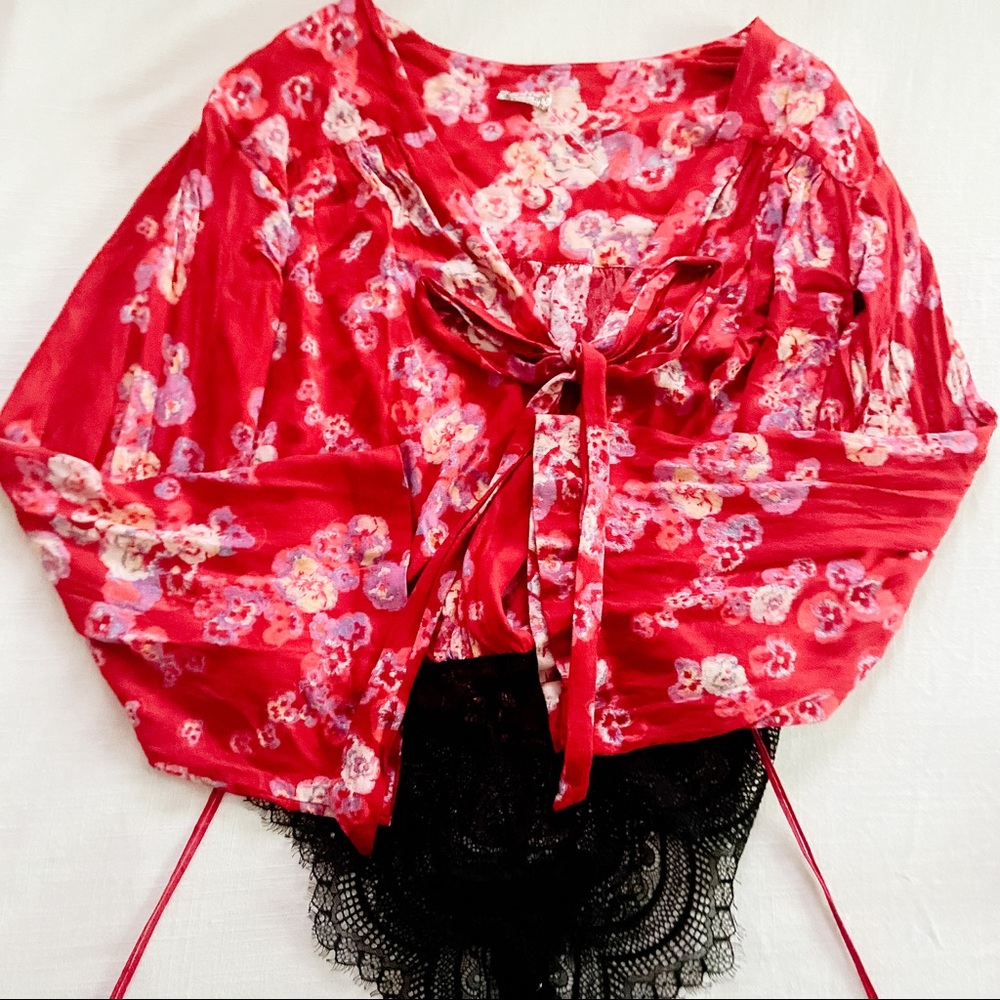 Free People Tie-Front Bodysuit ✨ Size Small ✨